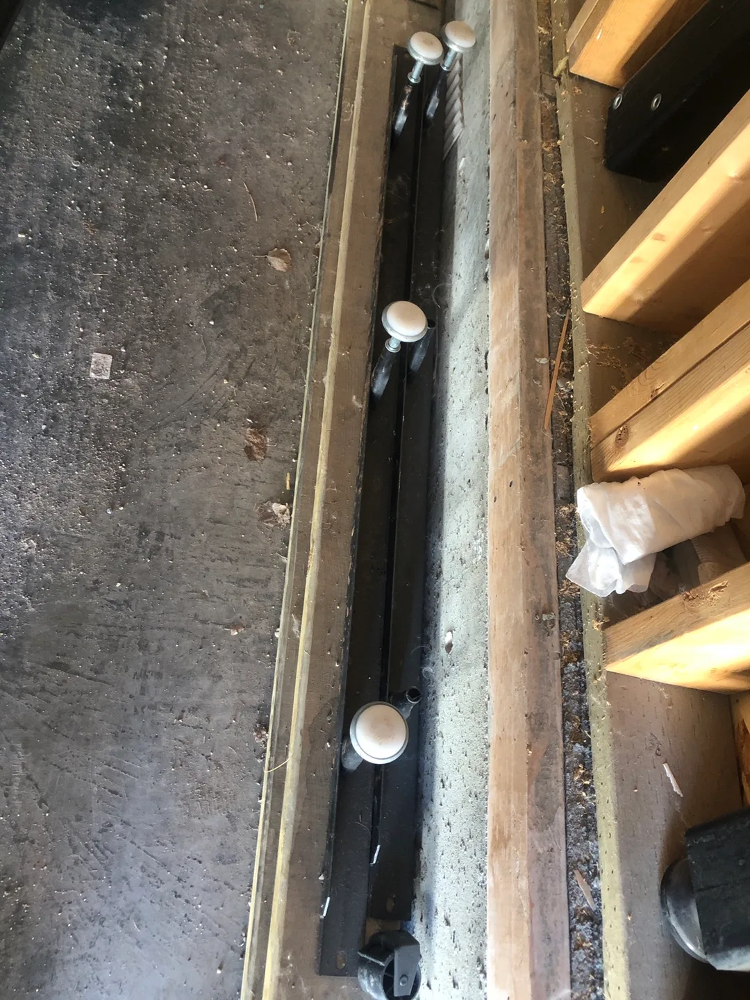 Metal sliding bedframe thumbnail