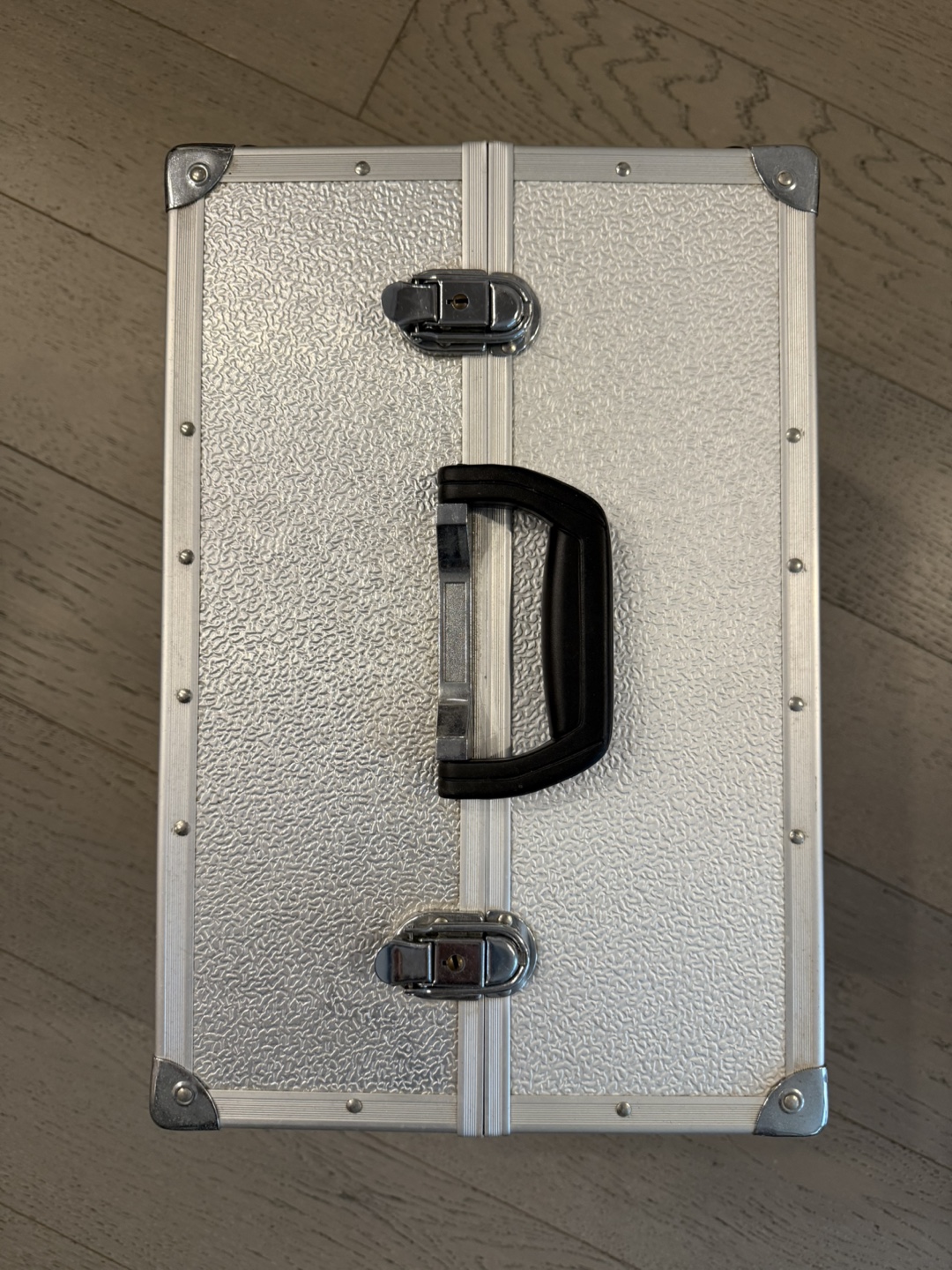 Rolling Makeup Case - photo 3