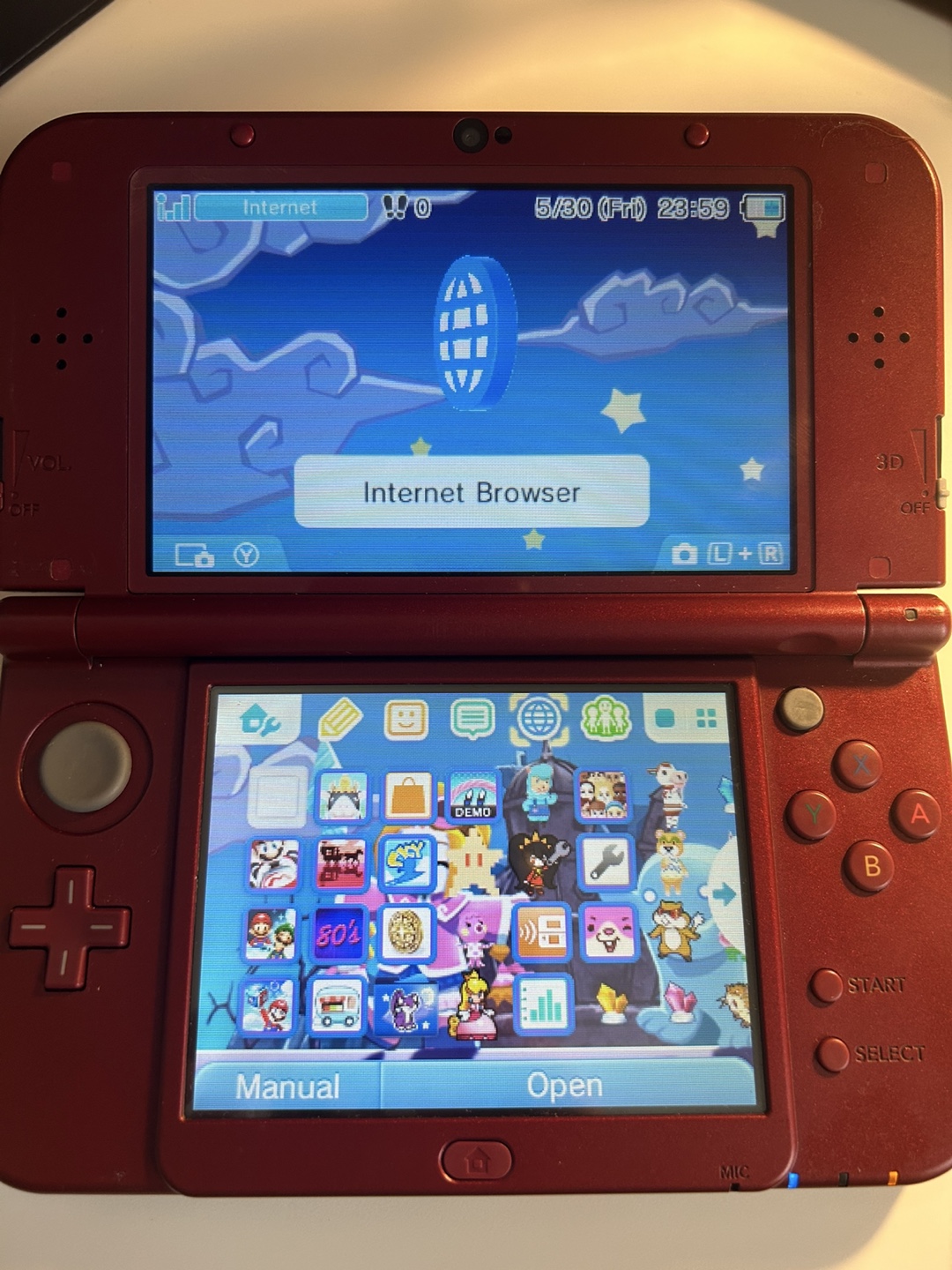 Used New 3DS XL with games - photo 3