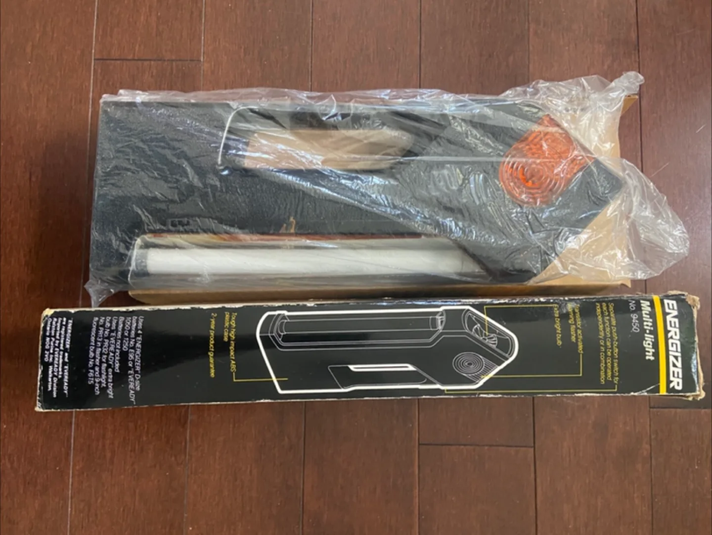 Energizer Multi-light Flashlight with Extra Bulb image indicator(2)