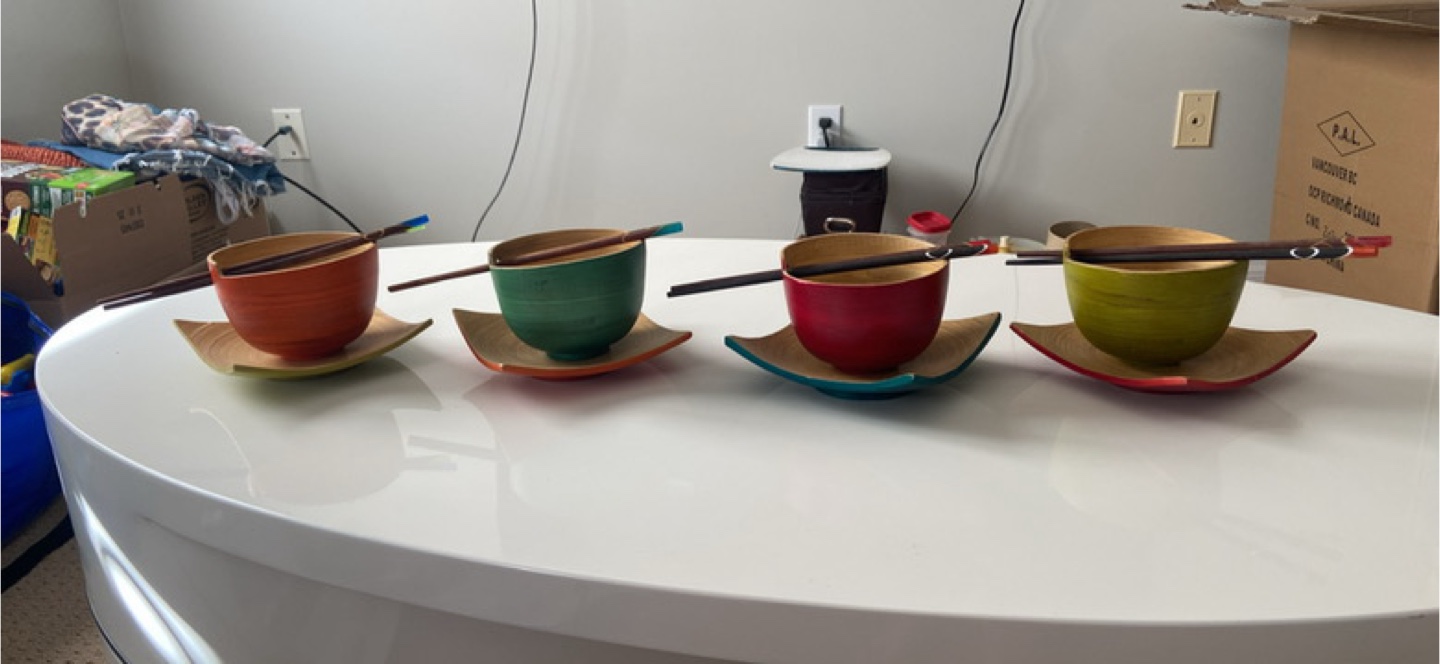 Set of Four  Ramen bowls and Chopsticks