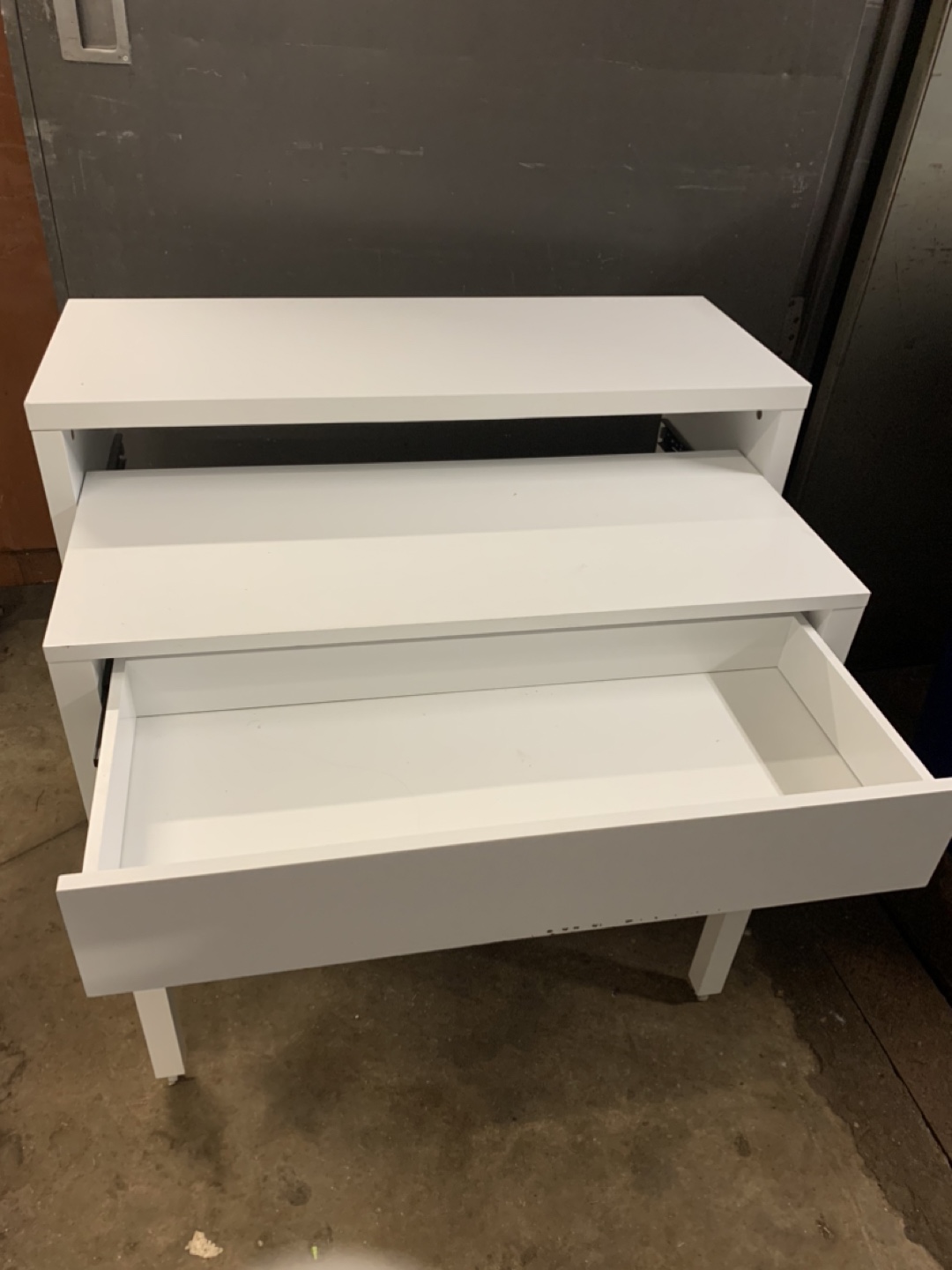 White Desk With Drawer - photo 2