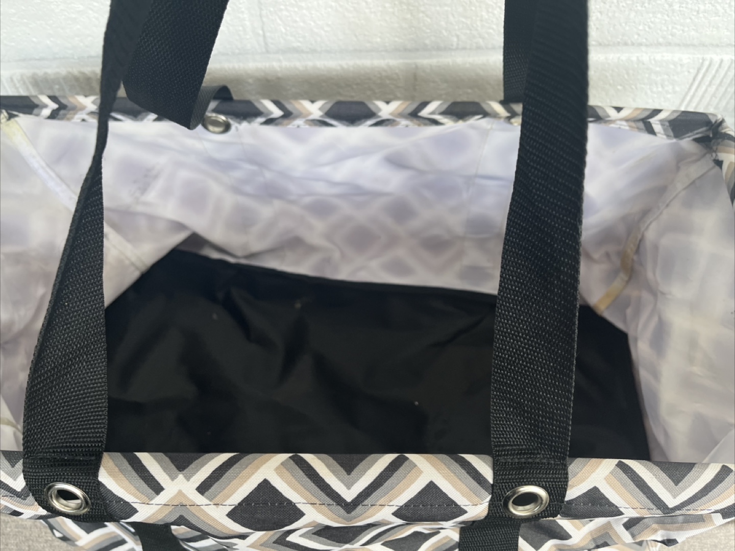 Geometric Pattern Tote Bag - photo 2