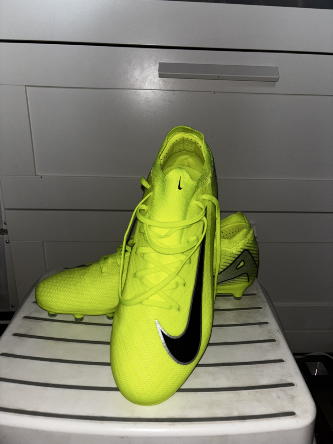 Nike men’s zoom Vapor 16 pro AG  Size 9.5