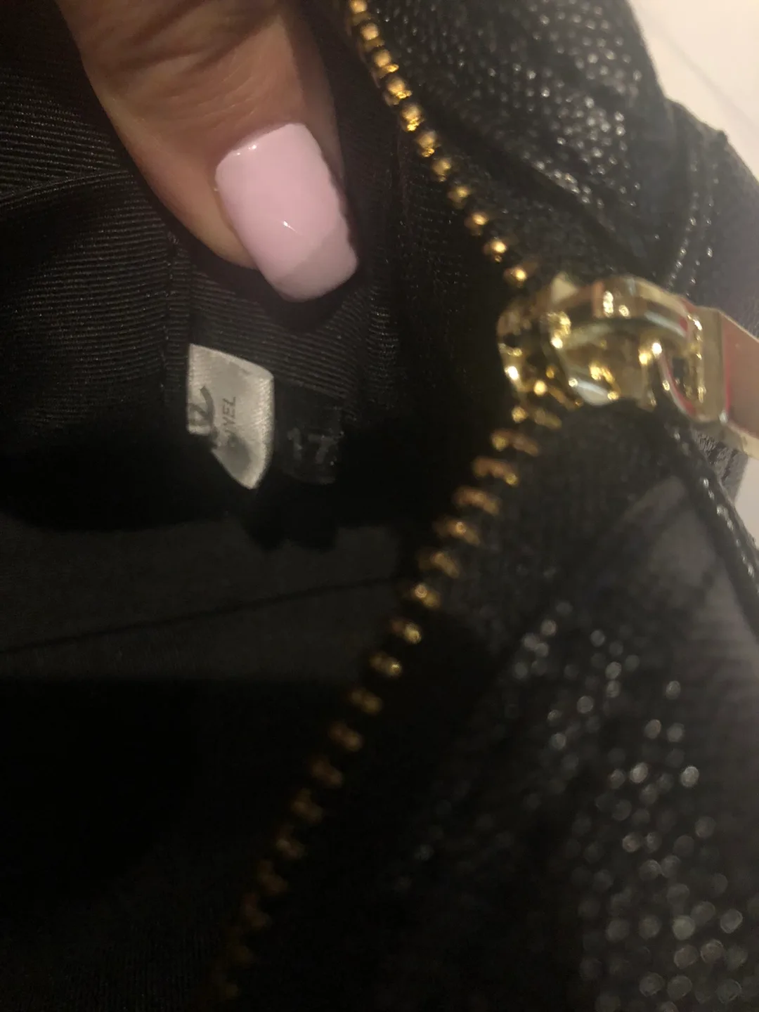 Black Quilted Handbag image indicator(7)