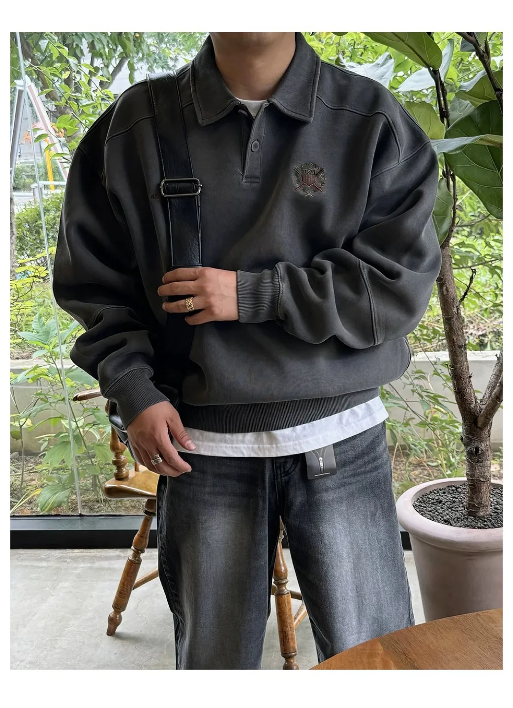 Vintage-look Polo Sweatshirt thumbnail