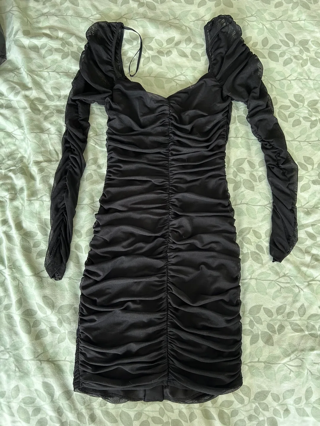 Bodycon dress with mesh sleeves - forever 21 image indicator(2)