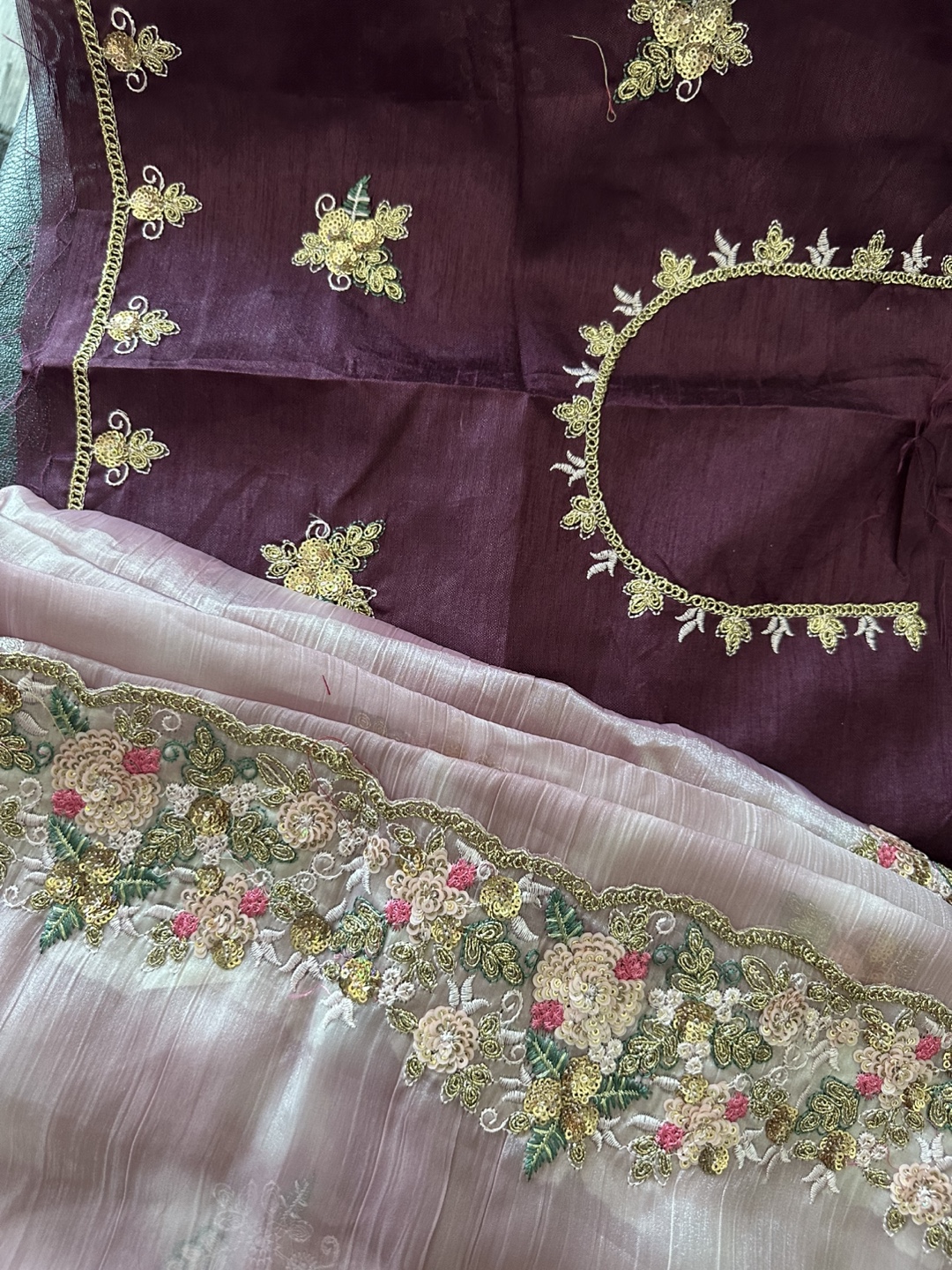 Embroidered Saree Set - photo 2