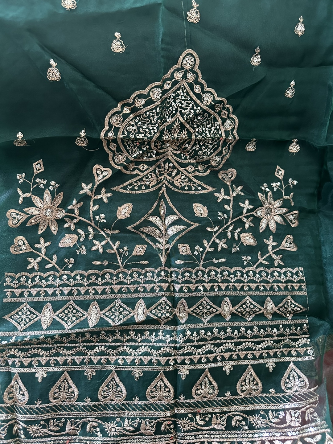 Embroidered saree - photo 2
