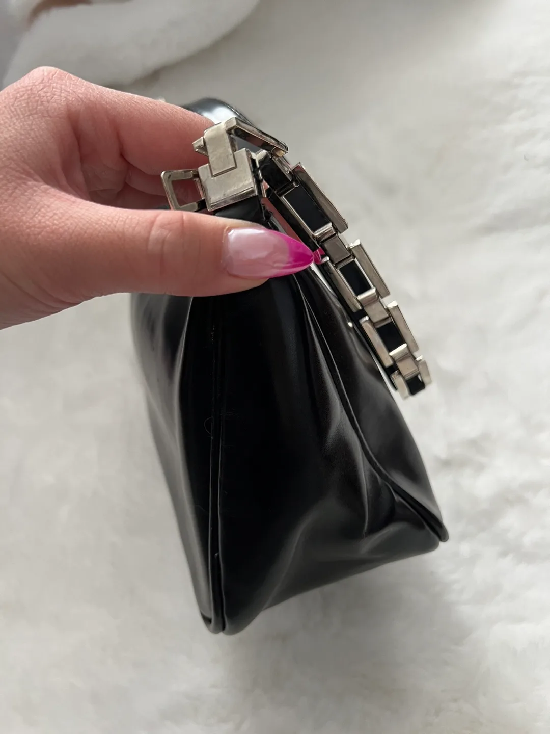 Black Shoulder Bag image indicator(5)