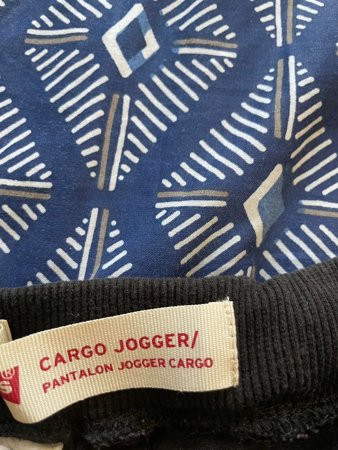Levi's Black Cargo Jogger Pants image indicator(5)