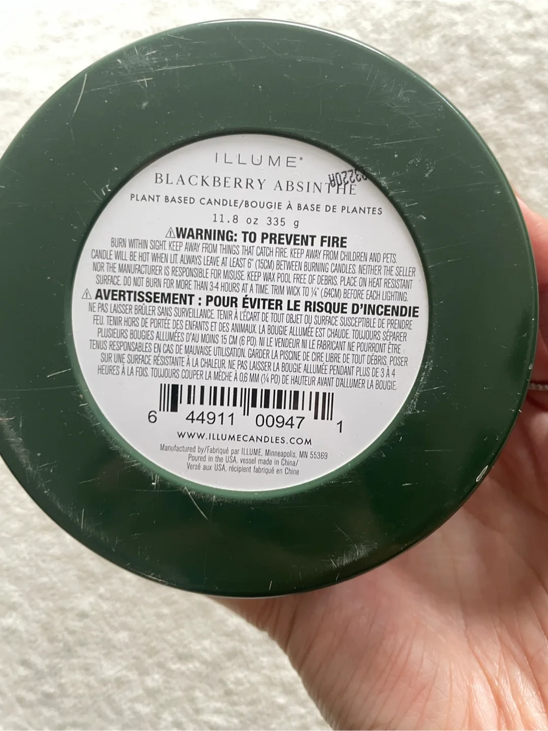 ILLUME Blackberry Absinthe Scented Candle image indicator(5)