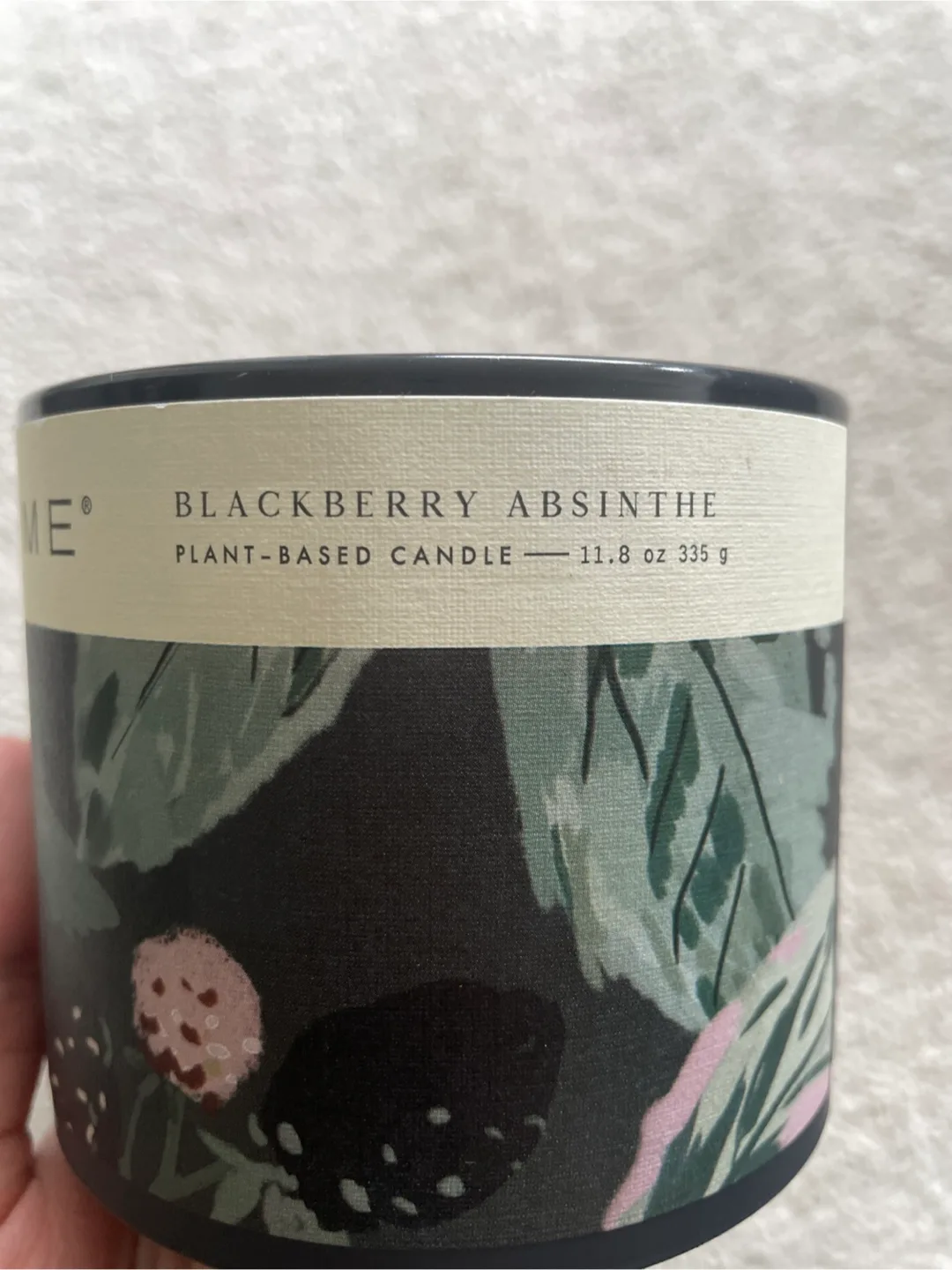 ILLUME Blackberry Absinthe Scented Candle image indicator(3)