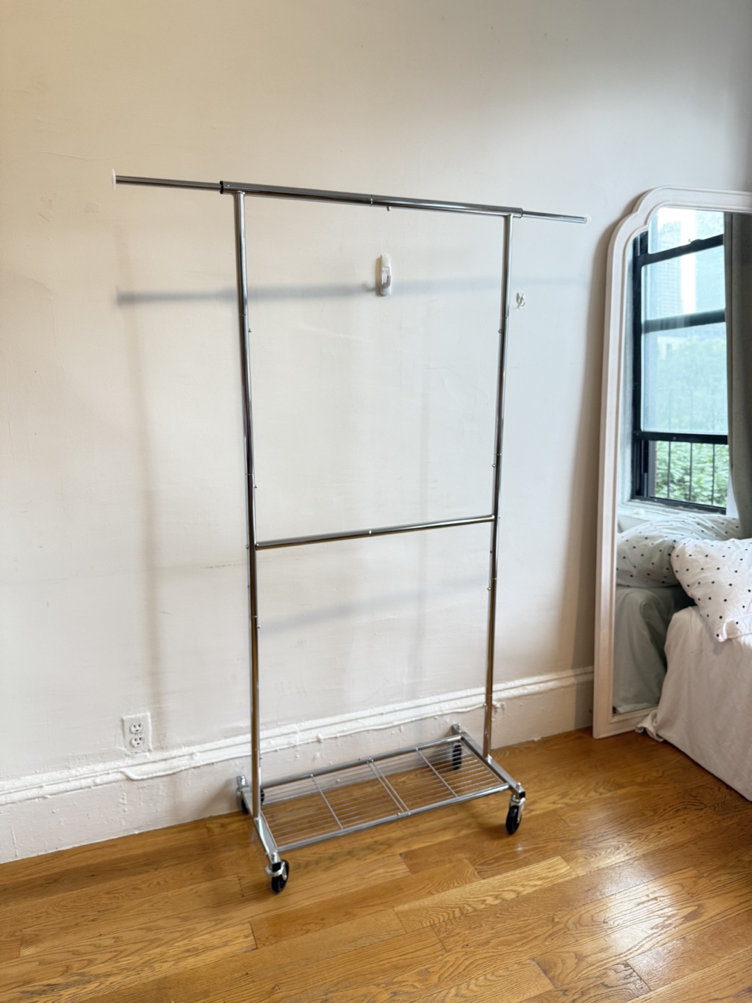 Adjustable Heavy Duty Clothing Rack - photo 4