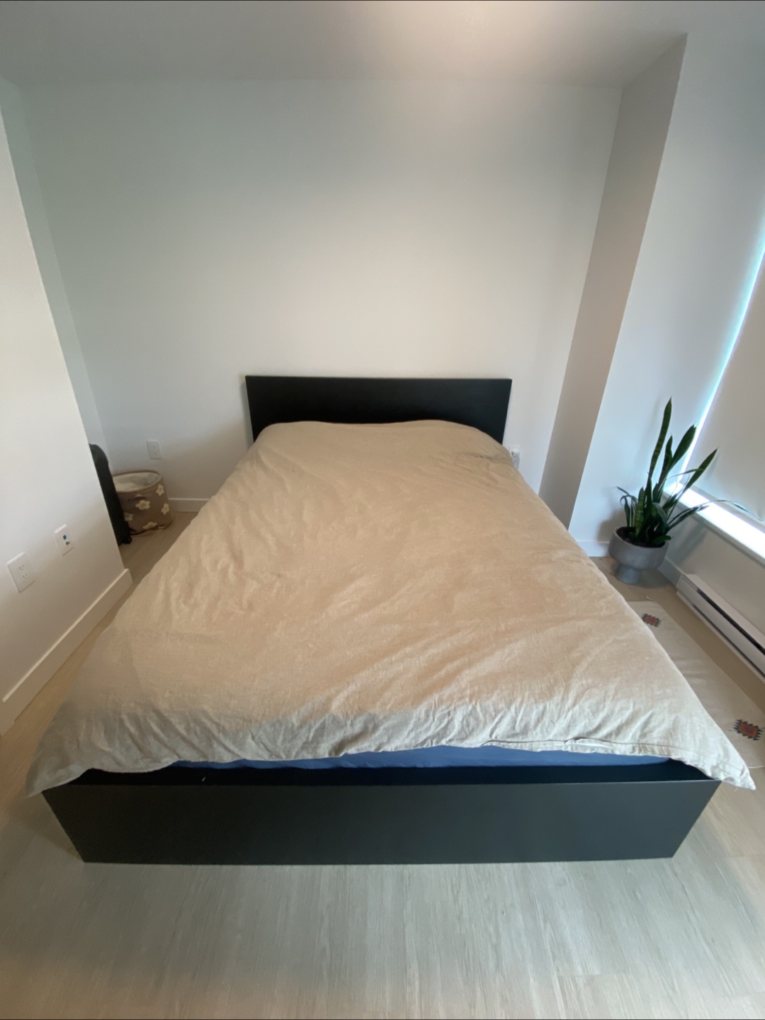 MALM Queen size bed frame with 2 storage drawers/ Dark brown