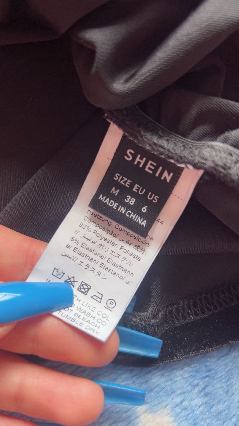SHEIN Black Dress - photo 3