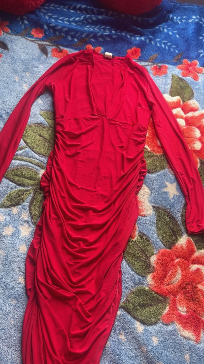 Forever 21 Red Ruched Dress - photo 2