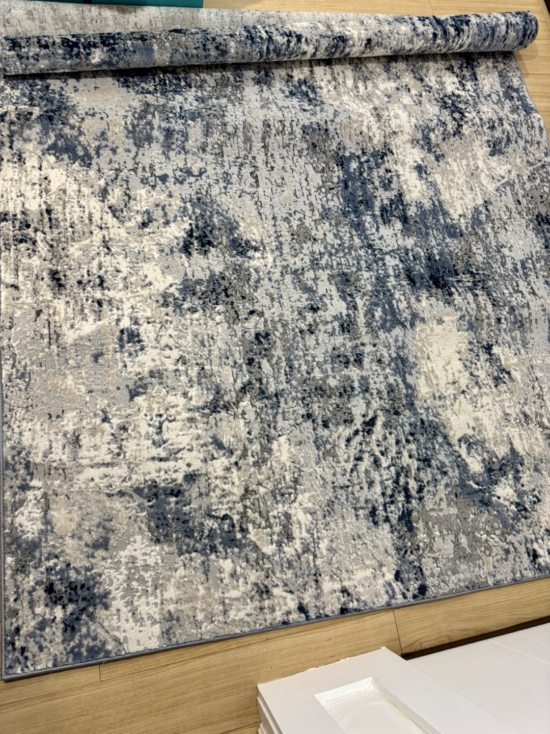 Kiran Area Rug - Grey/Beige - 5'3"x7'7" - photo 2