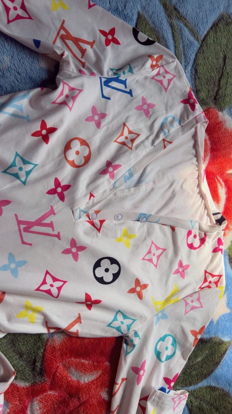 Stylish one-piece sleepwear - photo 2