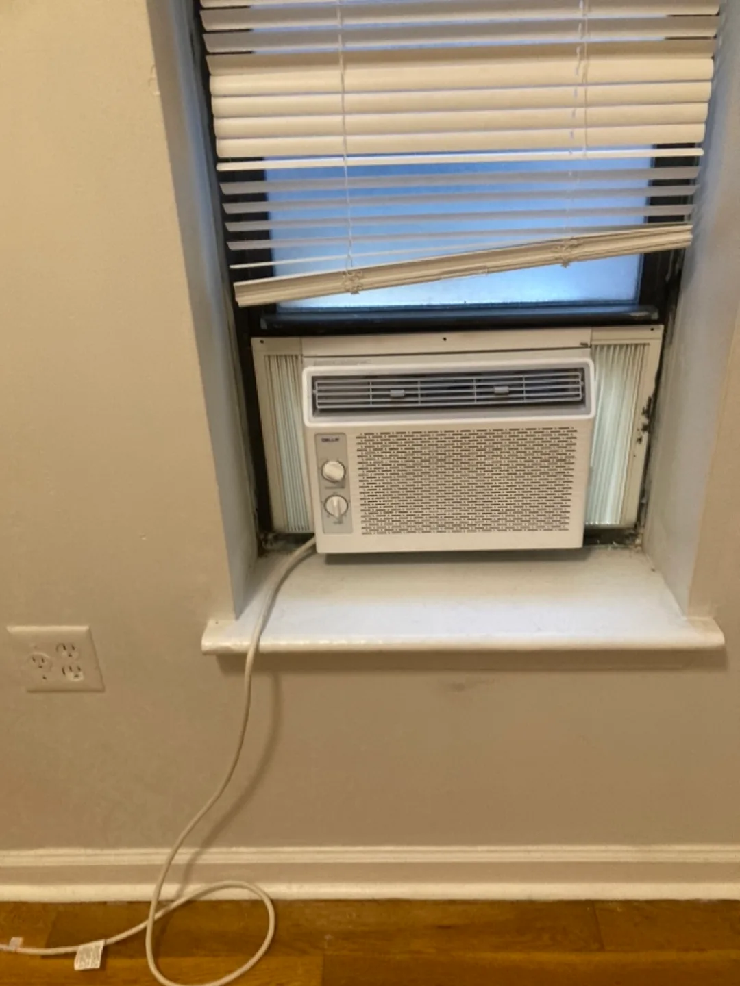 Window Air Conditioner thumbnail
