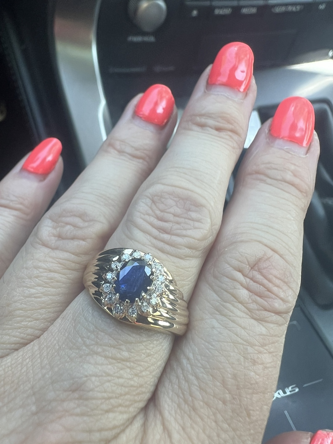 Vintage 10k Gold Sapphire and diamonds Ring - photo 4