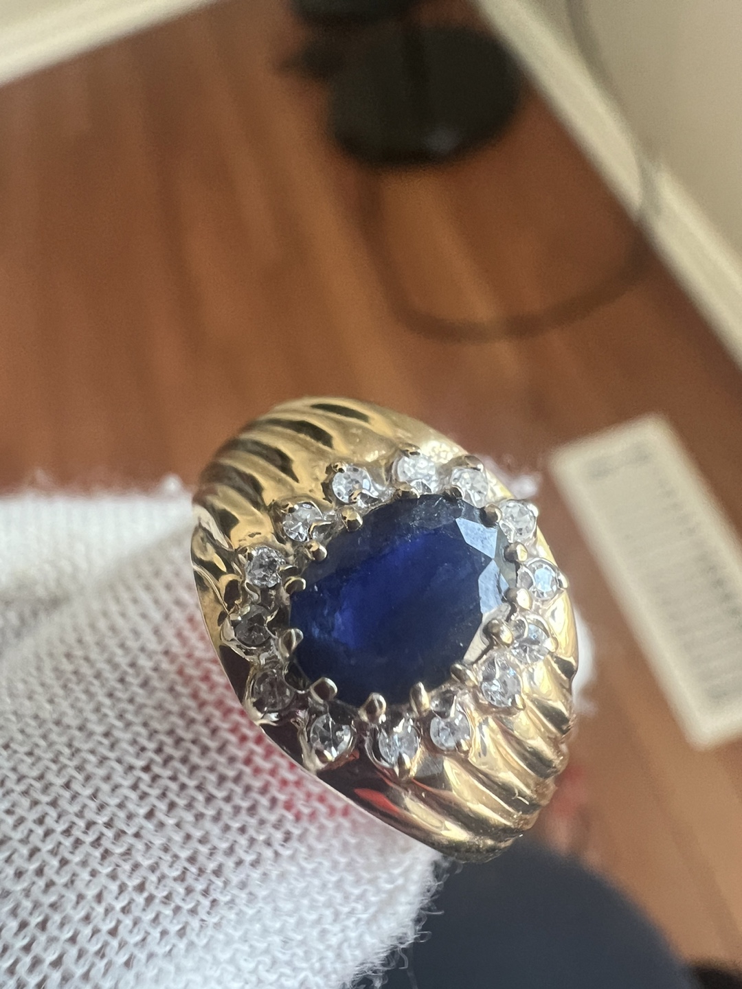 Vintage 10k Gold Sapphire and diamonds Ring - photo 2