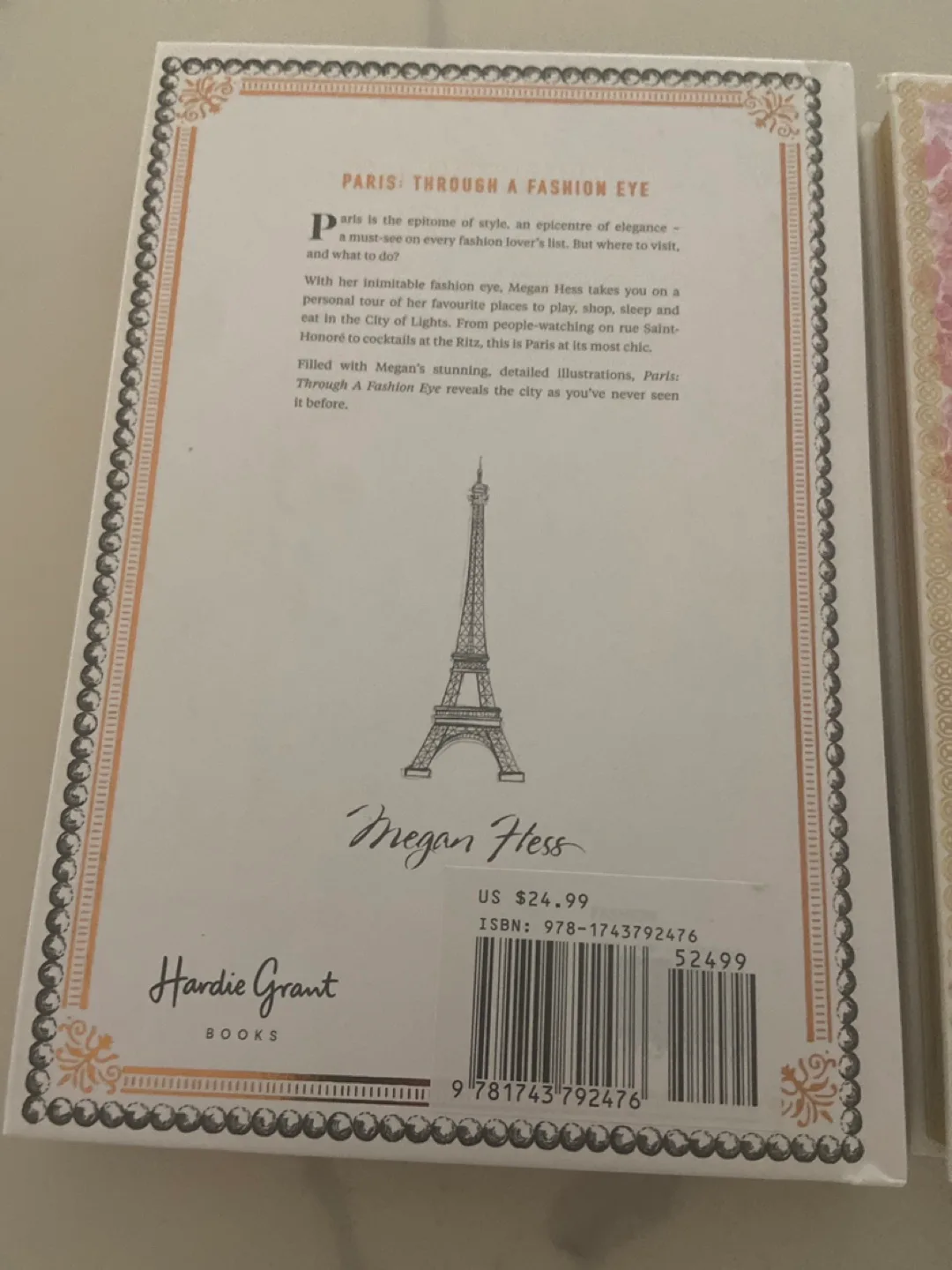 Paris Through A Fashion Eye Book image indicator(2)