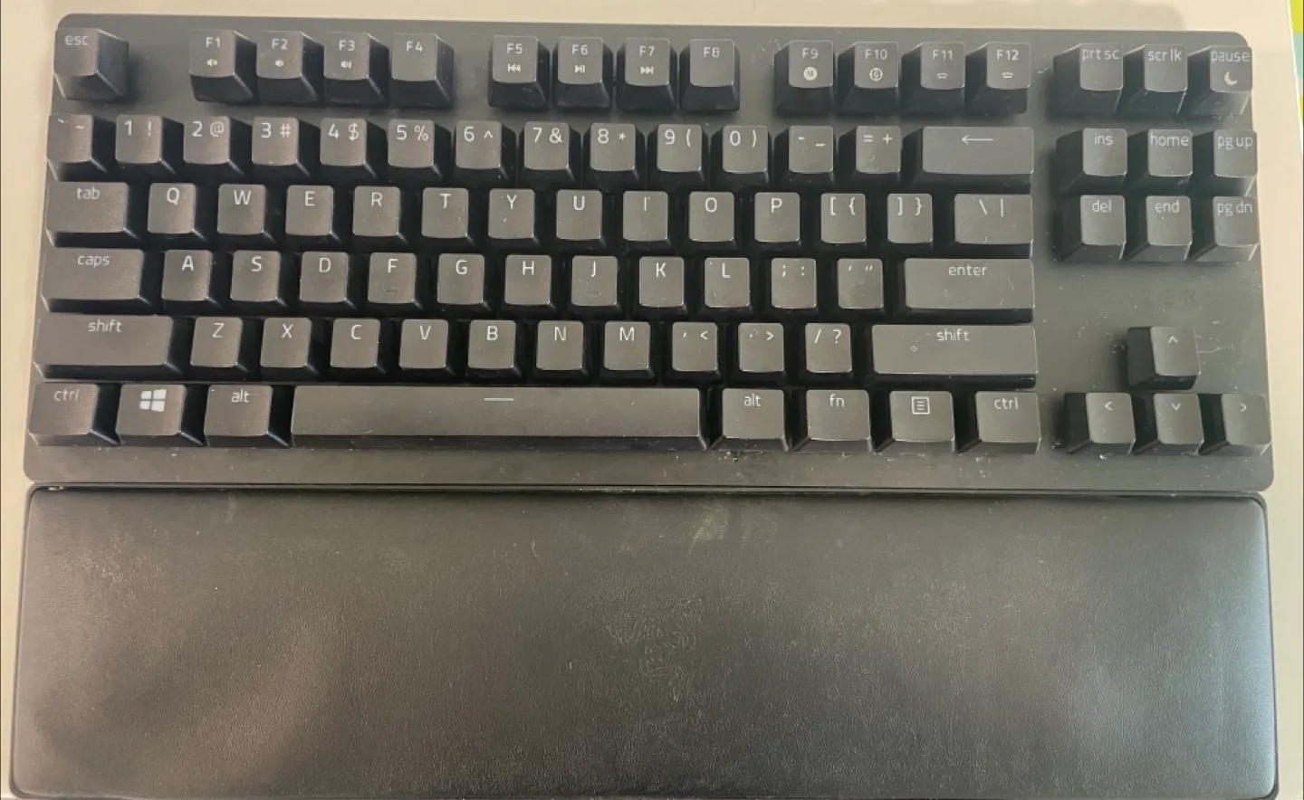 Razer Huntsman V2 Tenkeyless Keyboard image indicator(3)