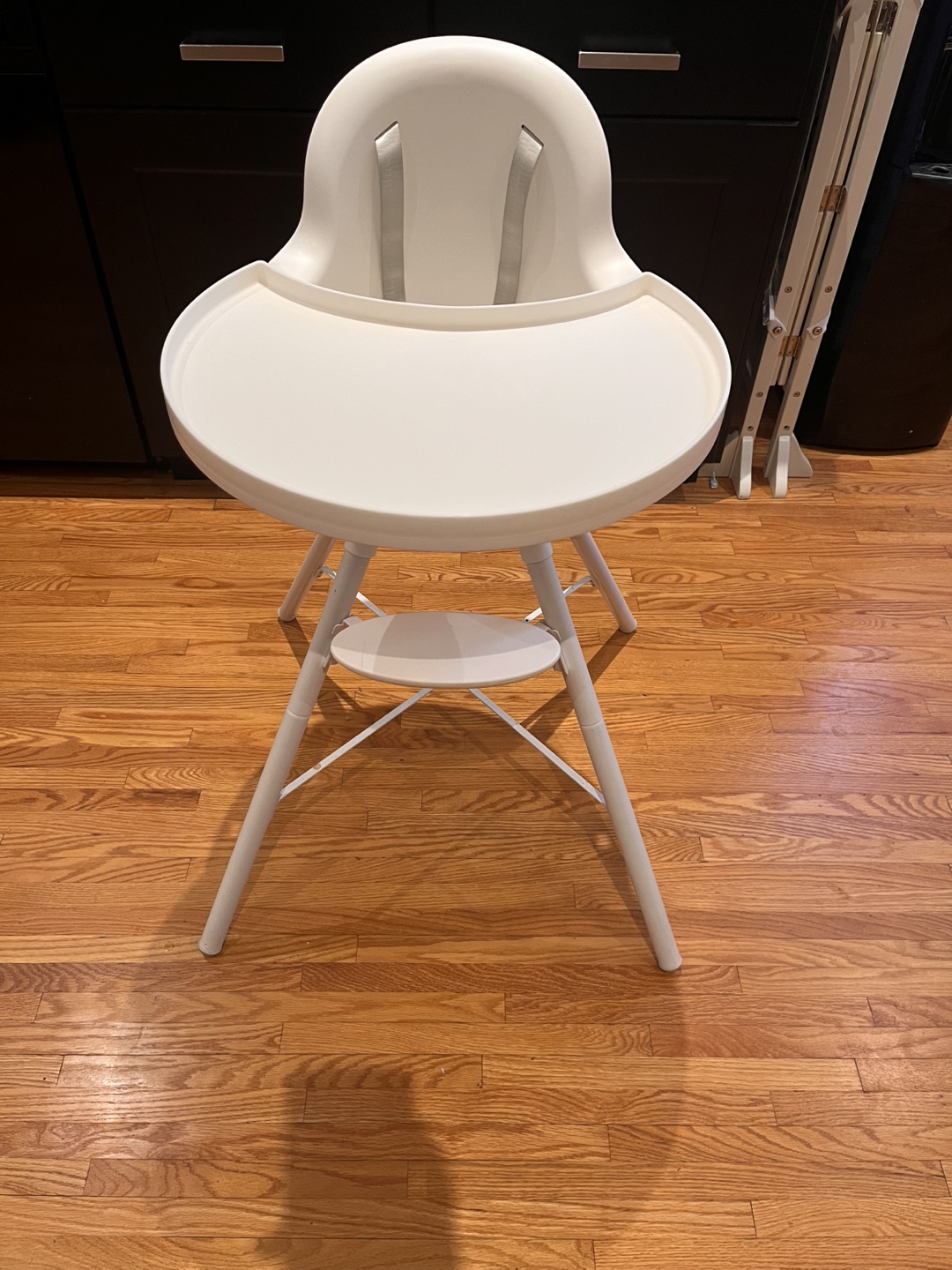 White High Chair With Tray