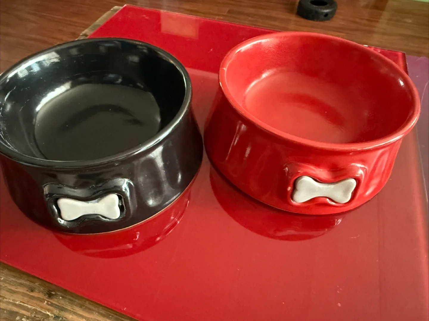 Ceramic Pet Bowls thumbnail