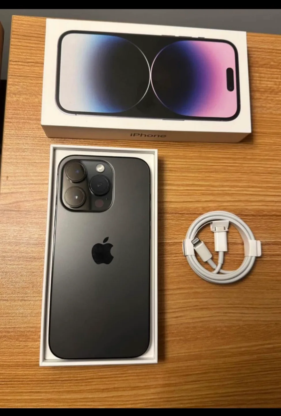 Apple iPhone 14 Pro Max - Black thumbnail