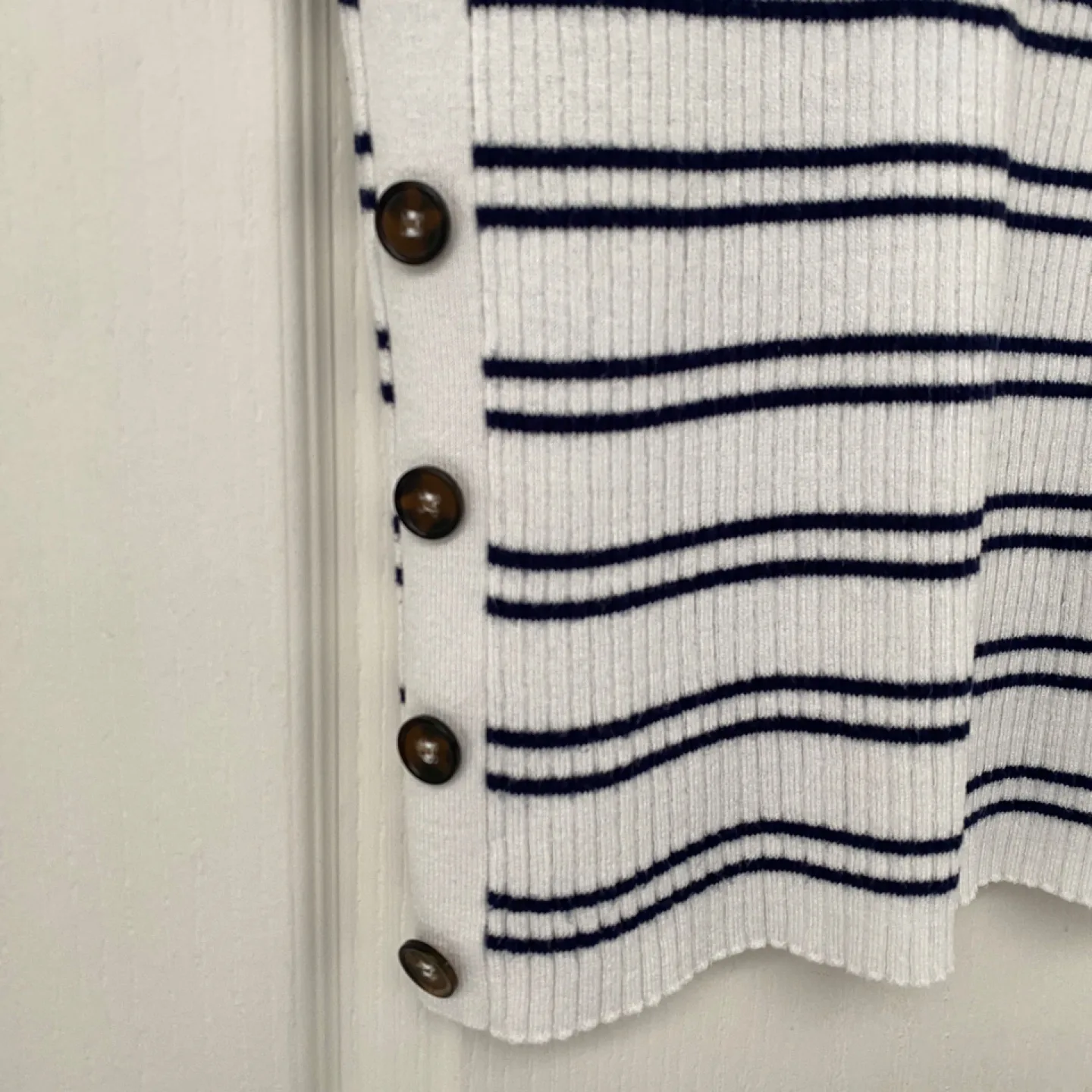 Stripe Short-Sleeved Ribbed Top image indicator(3)