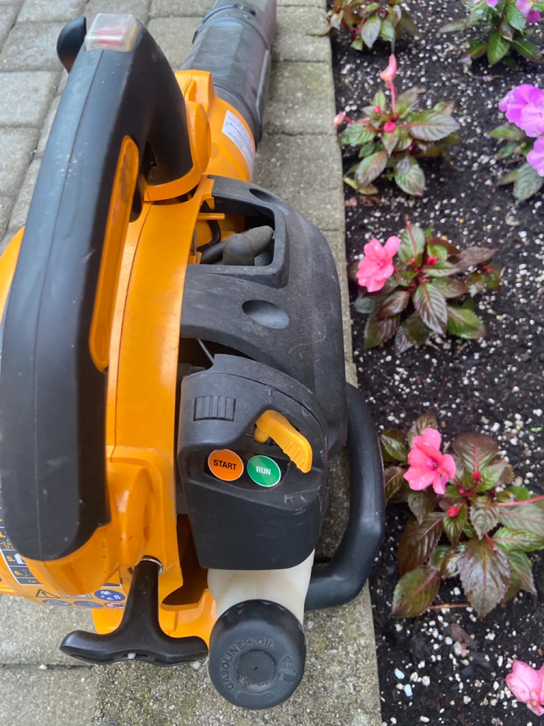 Poulan Pro Leaf Blower image indicator(2)