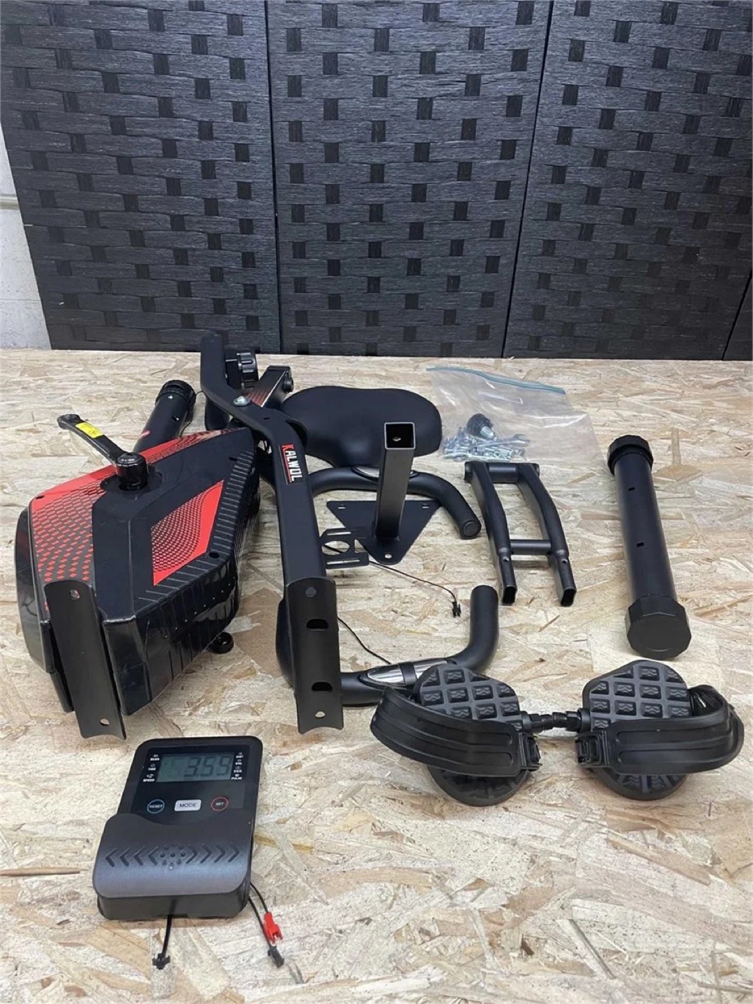 Foldable Stationary Exercise Bike new in box - photo 3