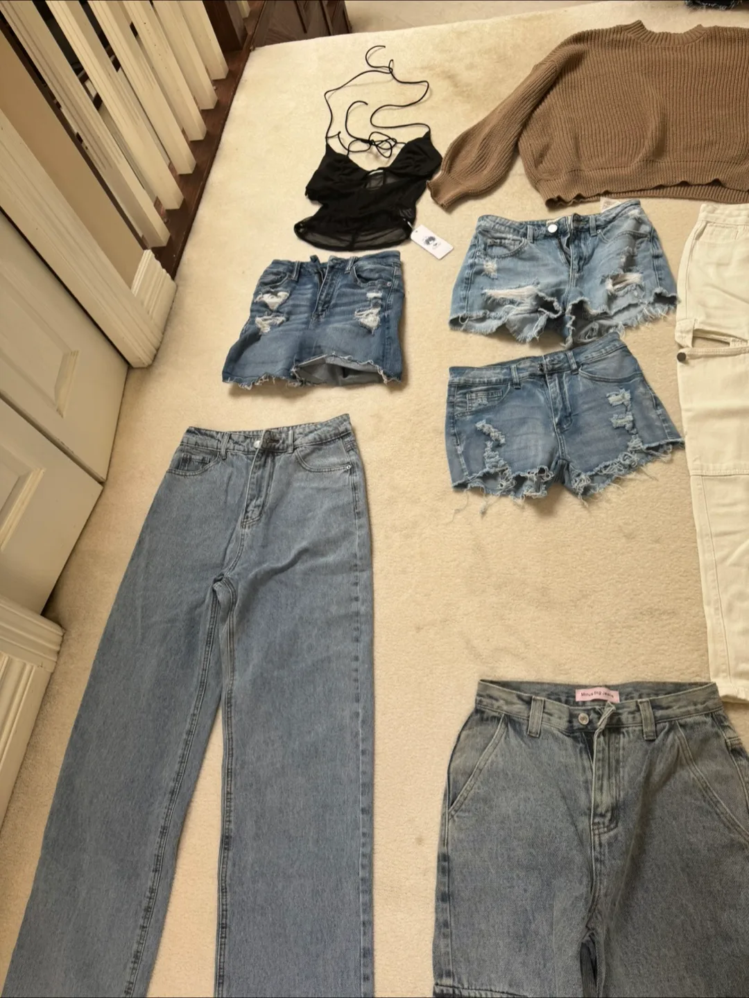 Huge Lot of Clothing Bundle women’s size small xsmall image indicator(5)