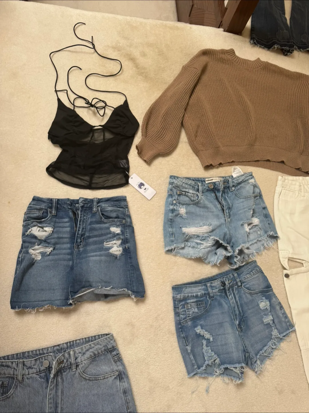 Huge Lot of Clothing Bundle women’s size small xsmall image indicator(7)