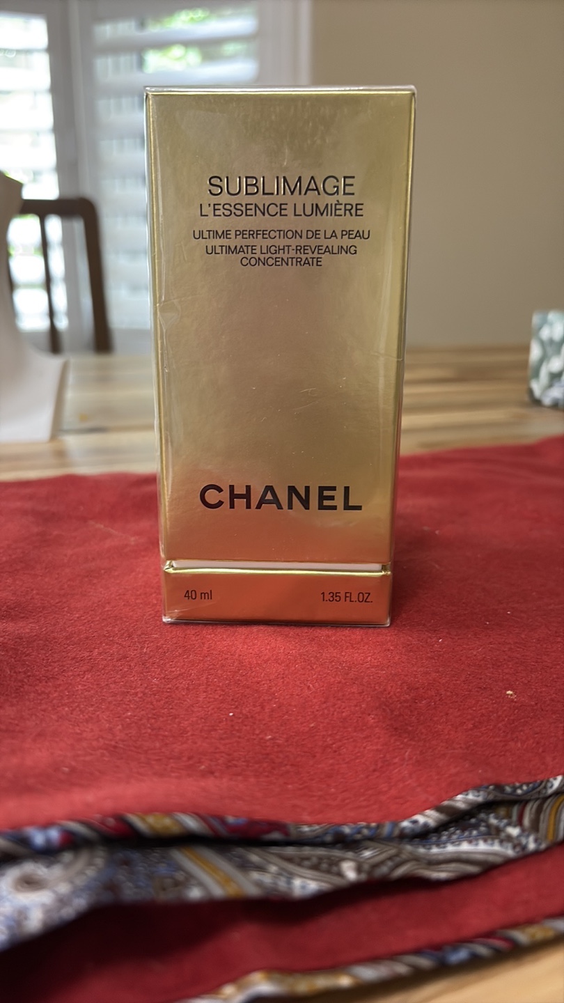 Chanel Sublimage L'essence Lumière Concentrate