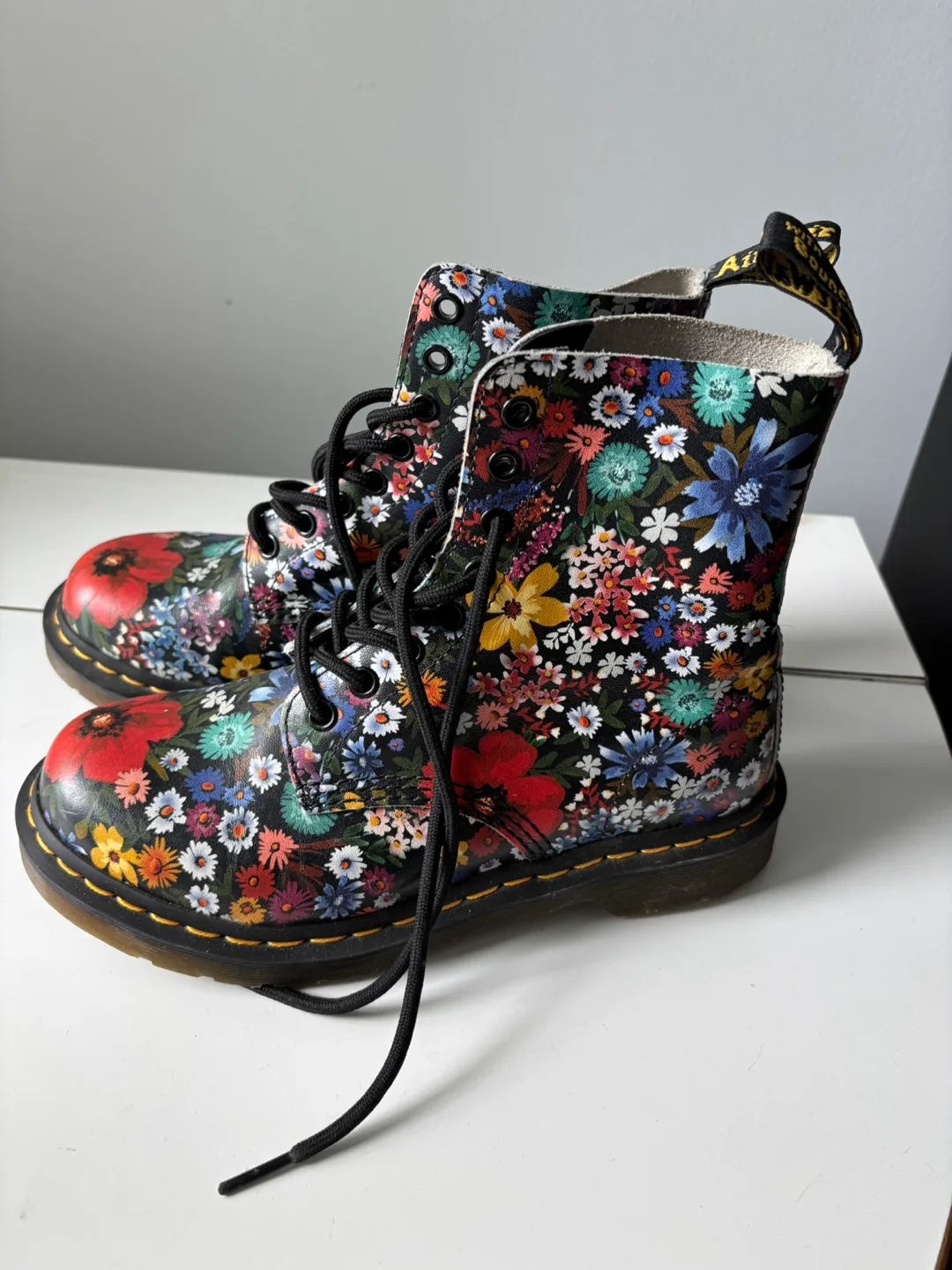 Women’s Size 7 L : 1460 PASCAL FLORAL thumbnail