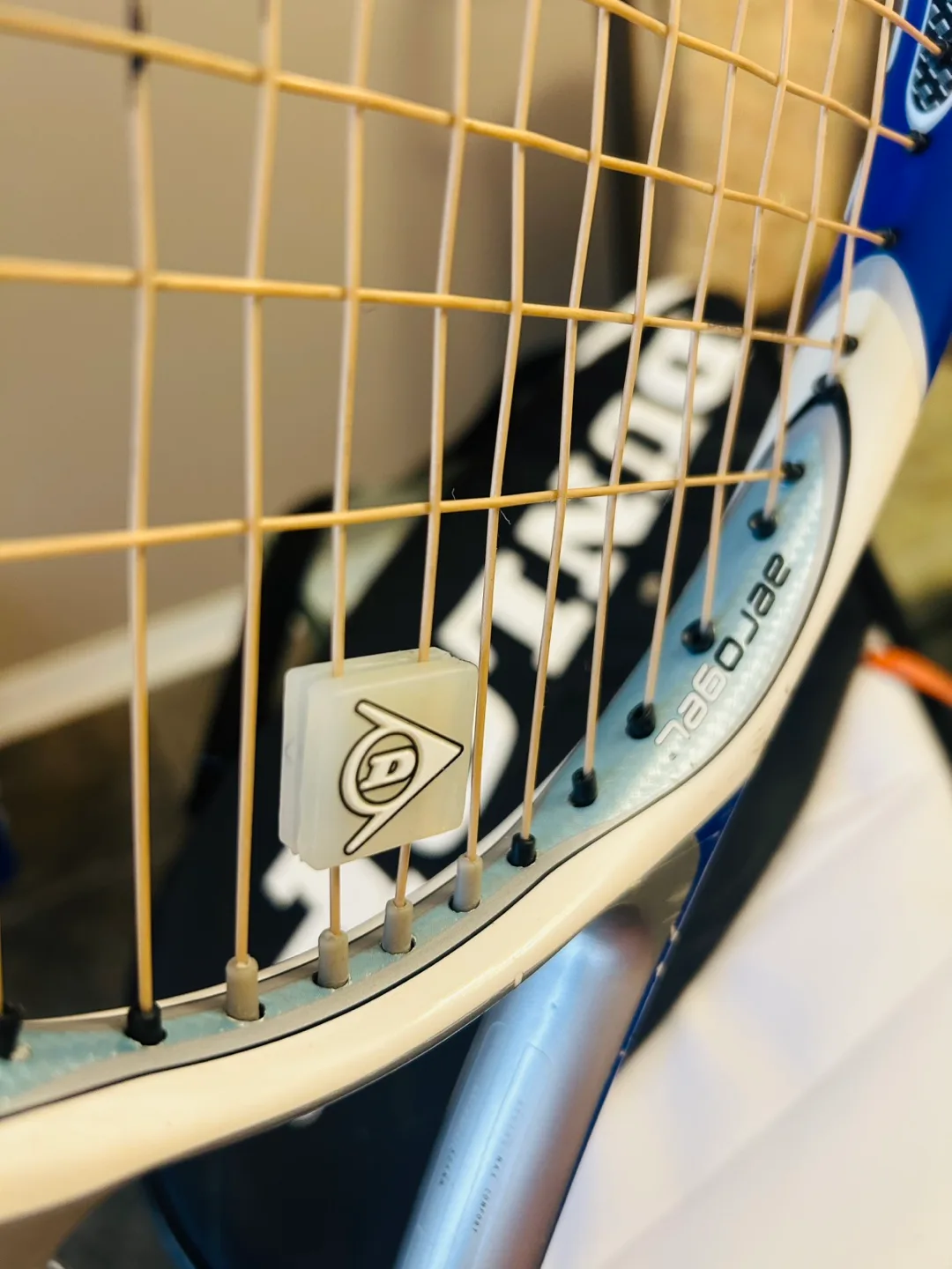 DUNLOP aerogel Titan Tennis Racket image indicator(7)