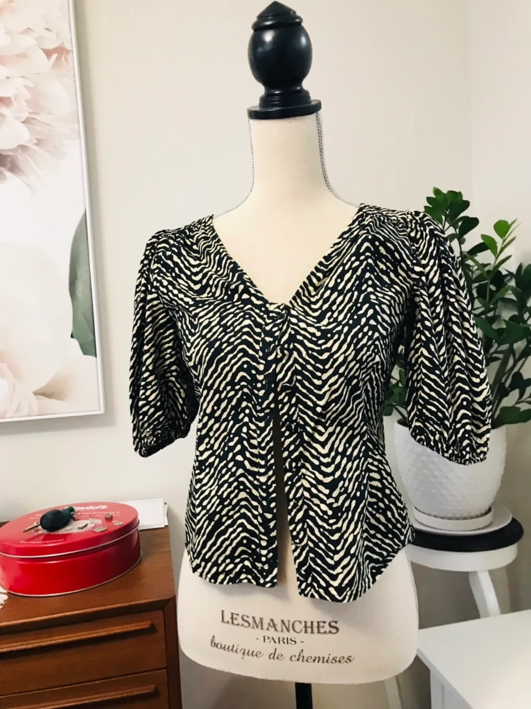Anthropologie Blouse - Size 4 thumbnail