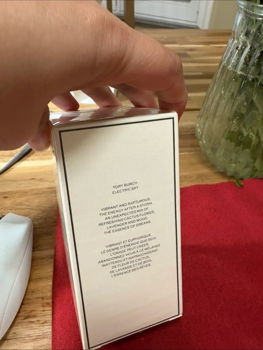 Tory Burch Electric Sky Eau de Parfum image indicator(4)