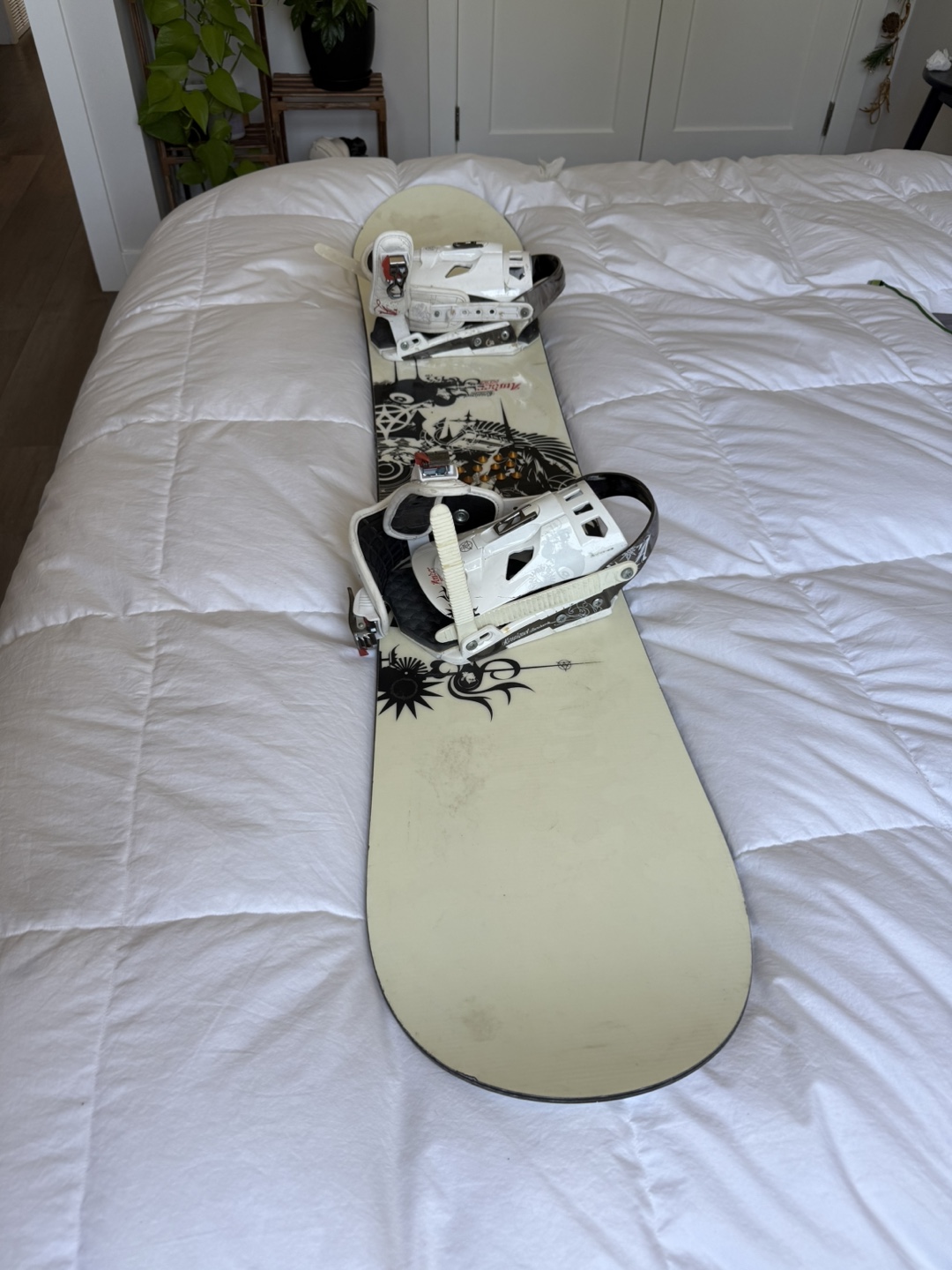 Rossignol Snowboard with Bindings - photo 3