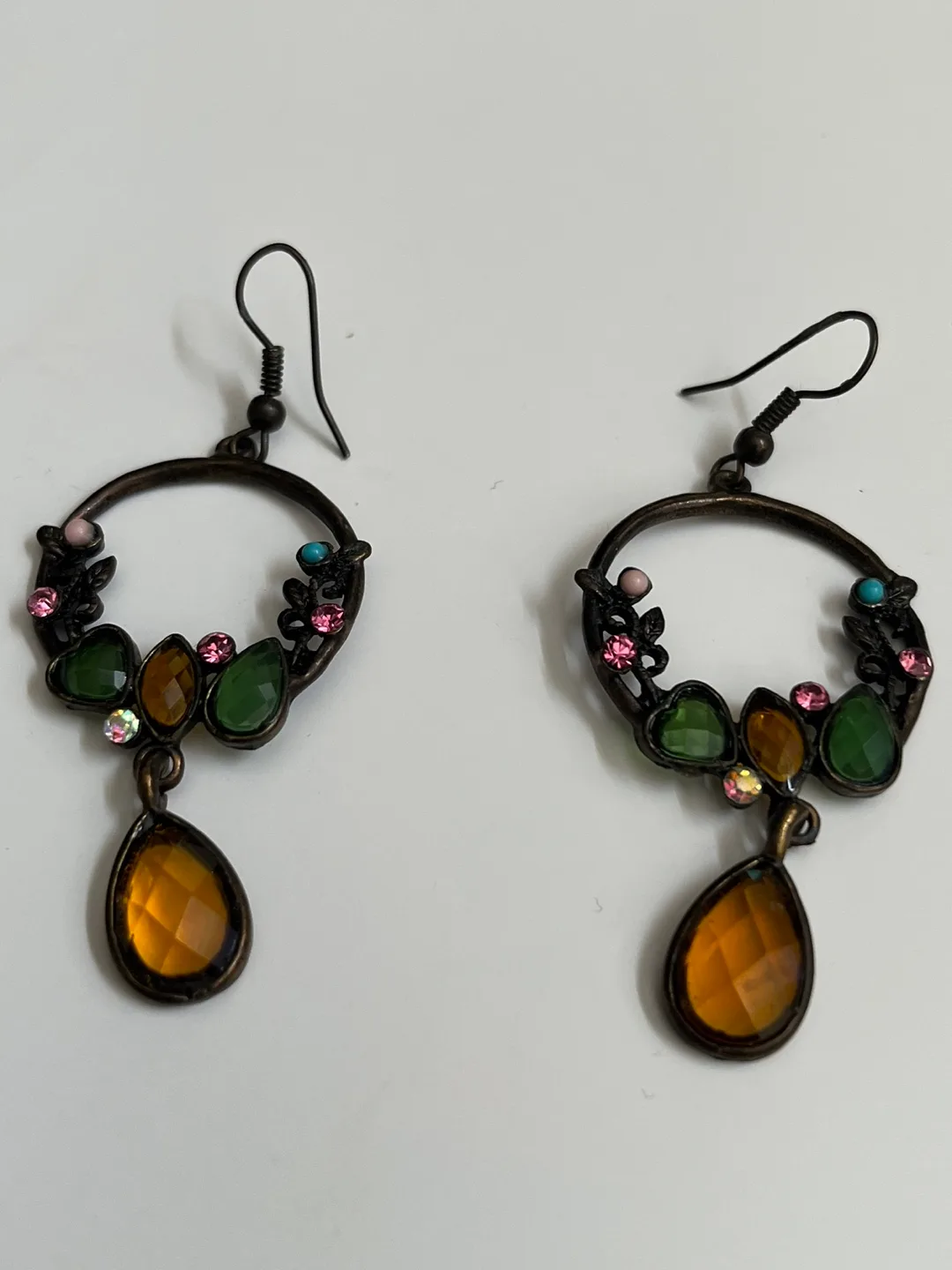 Assortment of Earrings image indicator(5)