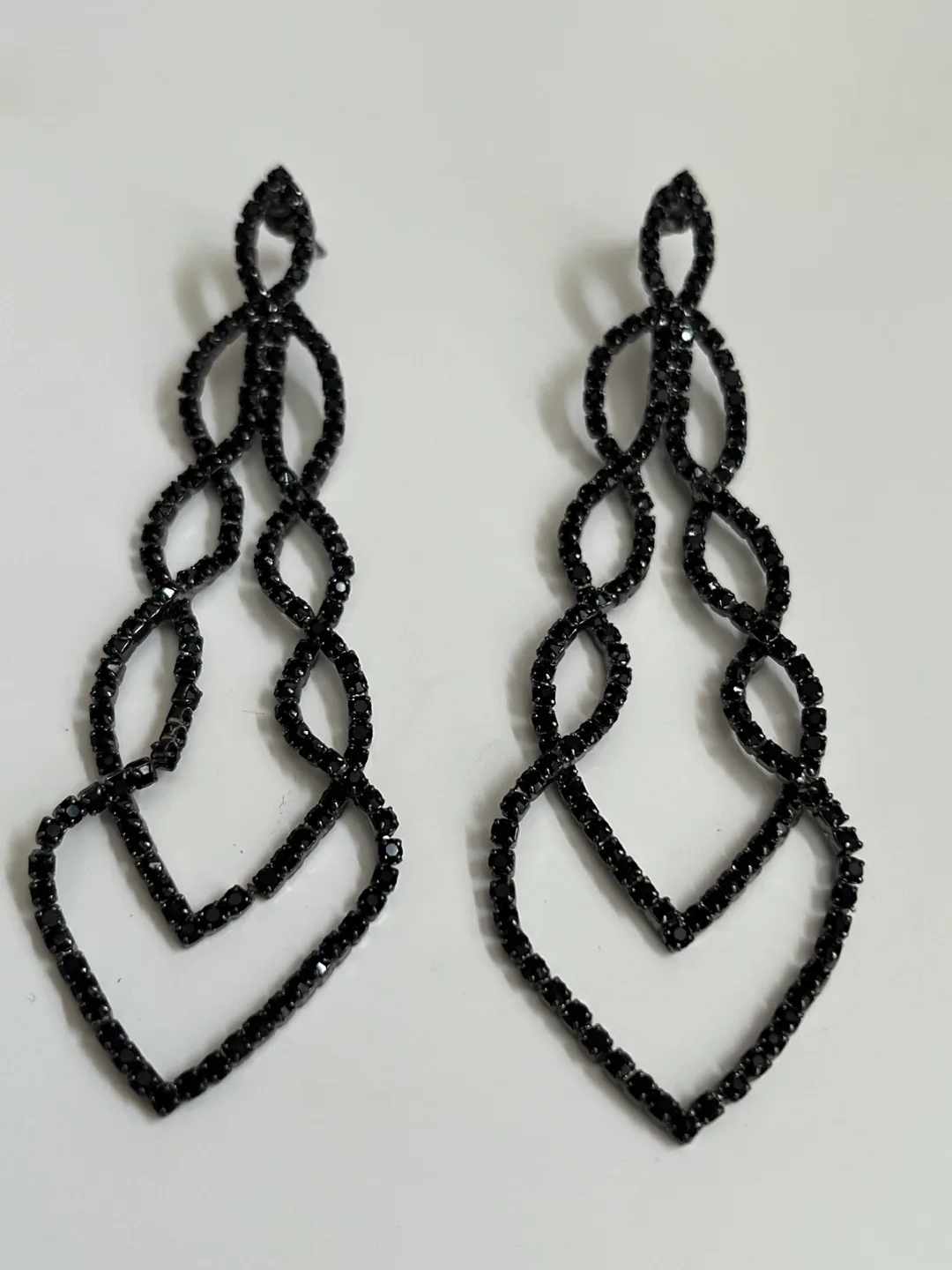 Assortment of Earrings image indicator(8)