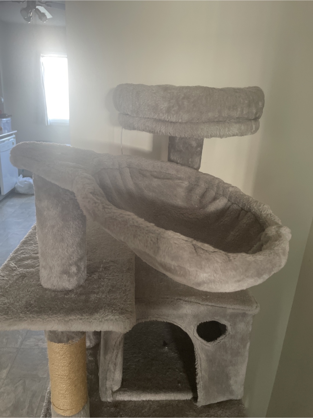 Old cat tree (FREE!!) - photo 5