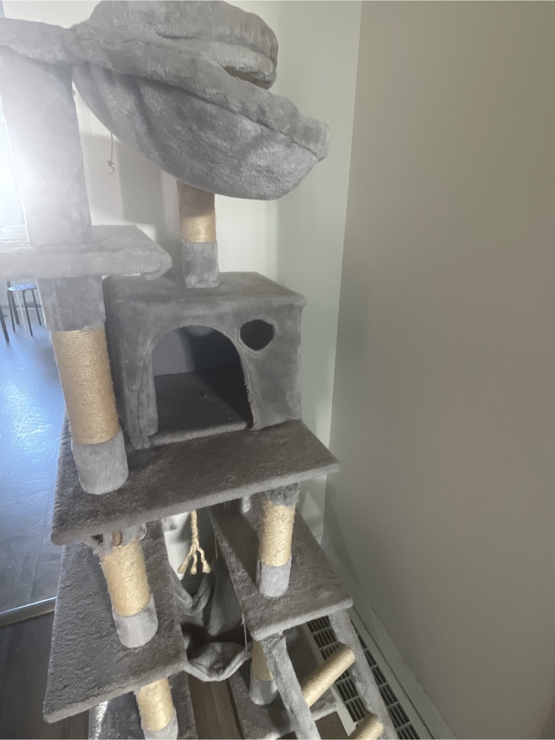 Old cat tree (FREE!!) - photo 2