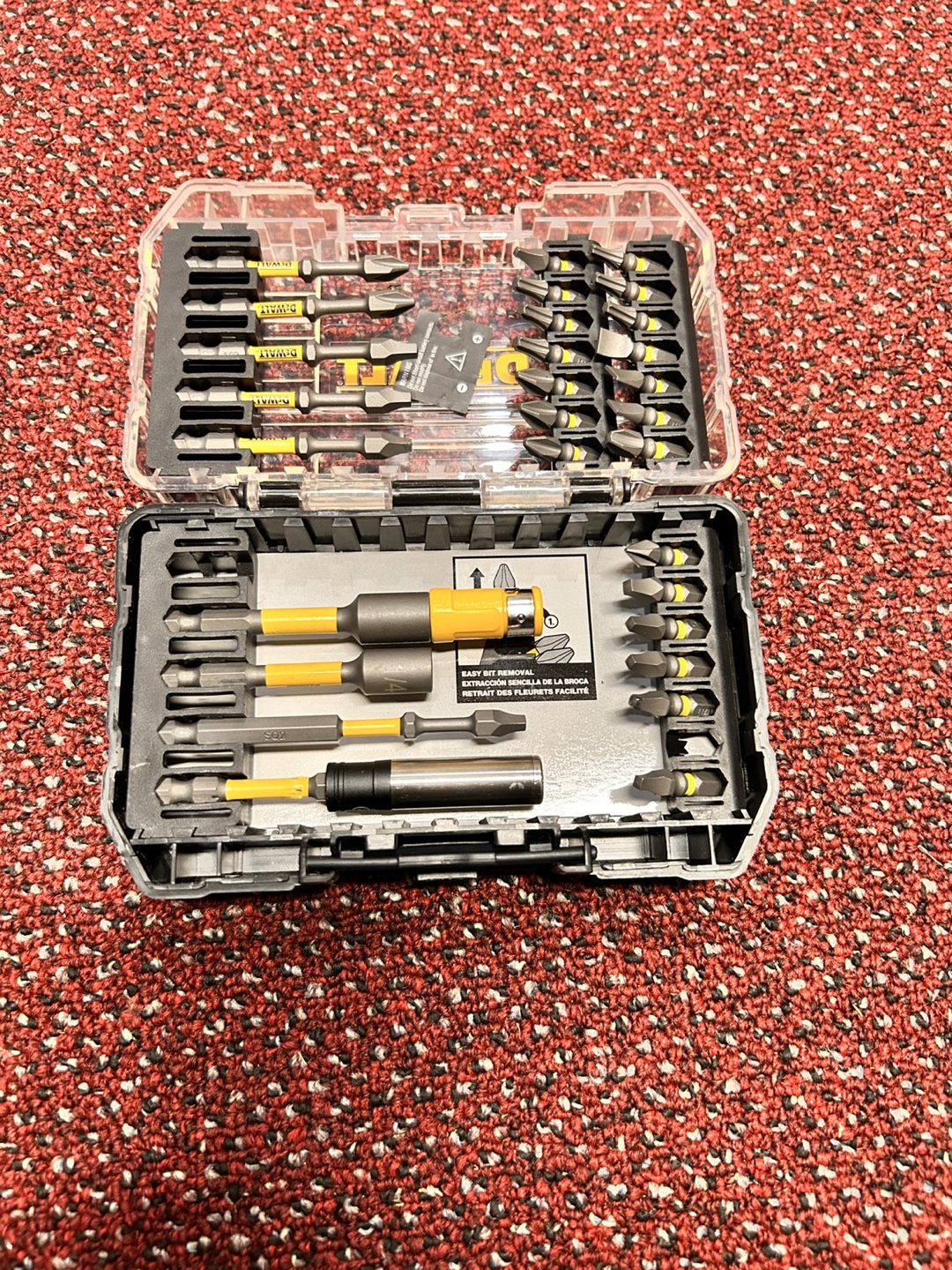 DEWALT Magnetic Screwdriver Bit Set (40 pieces) - photo 2