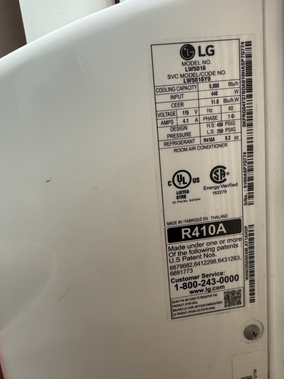 LG Window Air Conditioner - photo 2