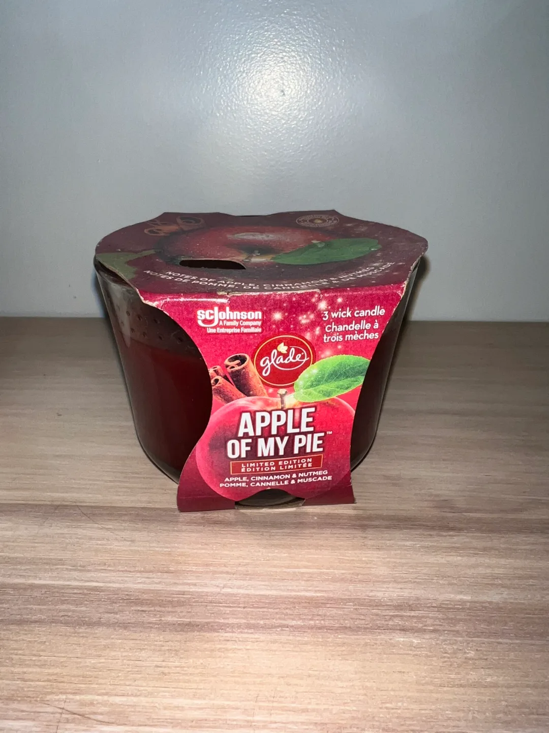Glade Apple of my Pie 3 Wick Candle thumbnail