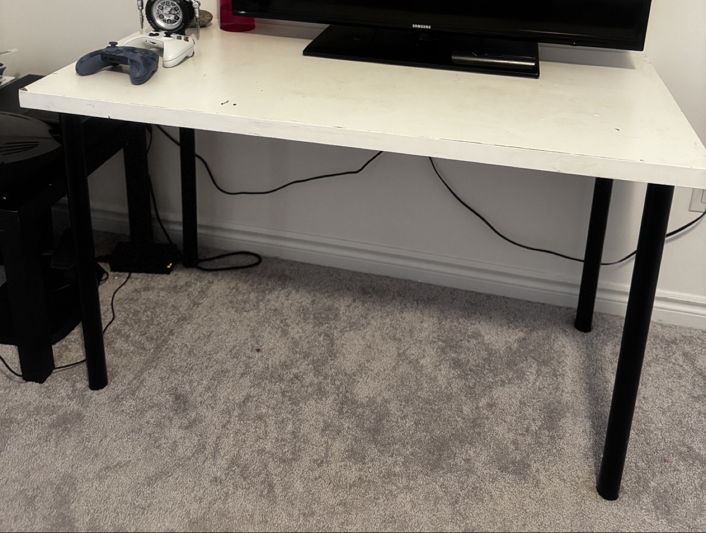 White Desk With Black Legs - photo 2